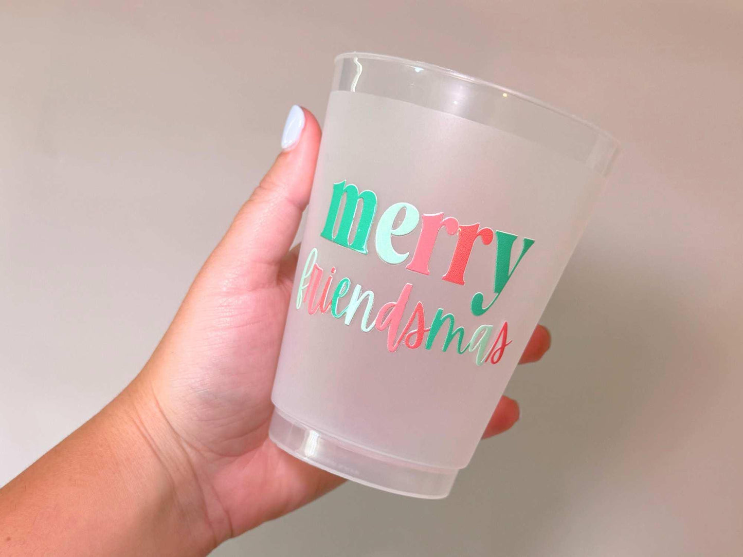 Friendsmas Party Cups Frosted Plastic 16oz